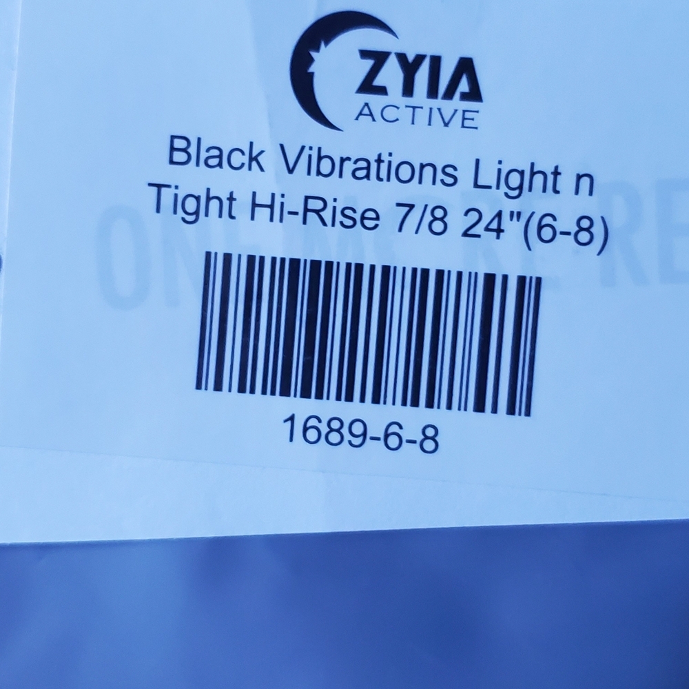 Black Vibrations Pocket Light n Tight Hi-Rise Leggings EUC Size 6-8 - Picture 7 of 7